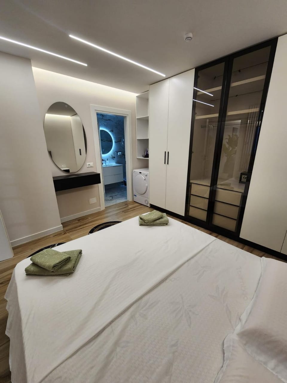 Orange City Center Apartment Apartment in Tirana