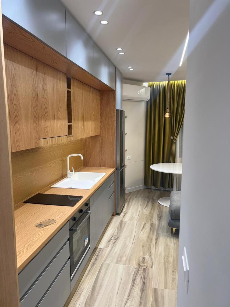 Orange City Center Apartment Apartment in Tirana