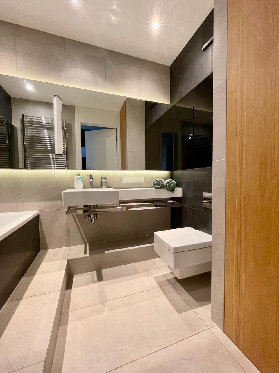 Toilet, Bathroom, Bath, towels