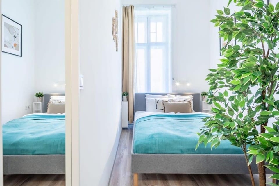 Mini Ultra Central Studio Apartment in Budapest