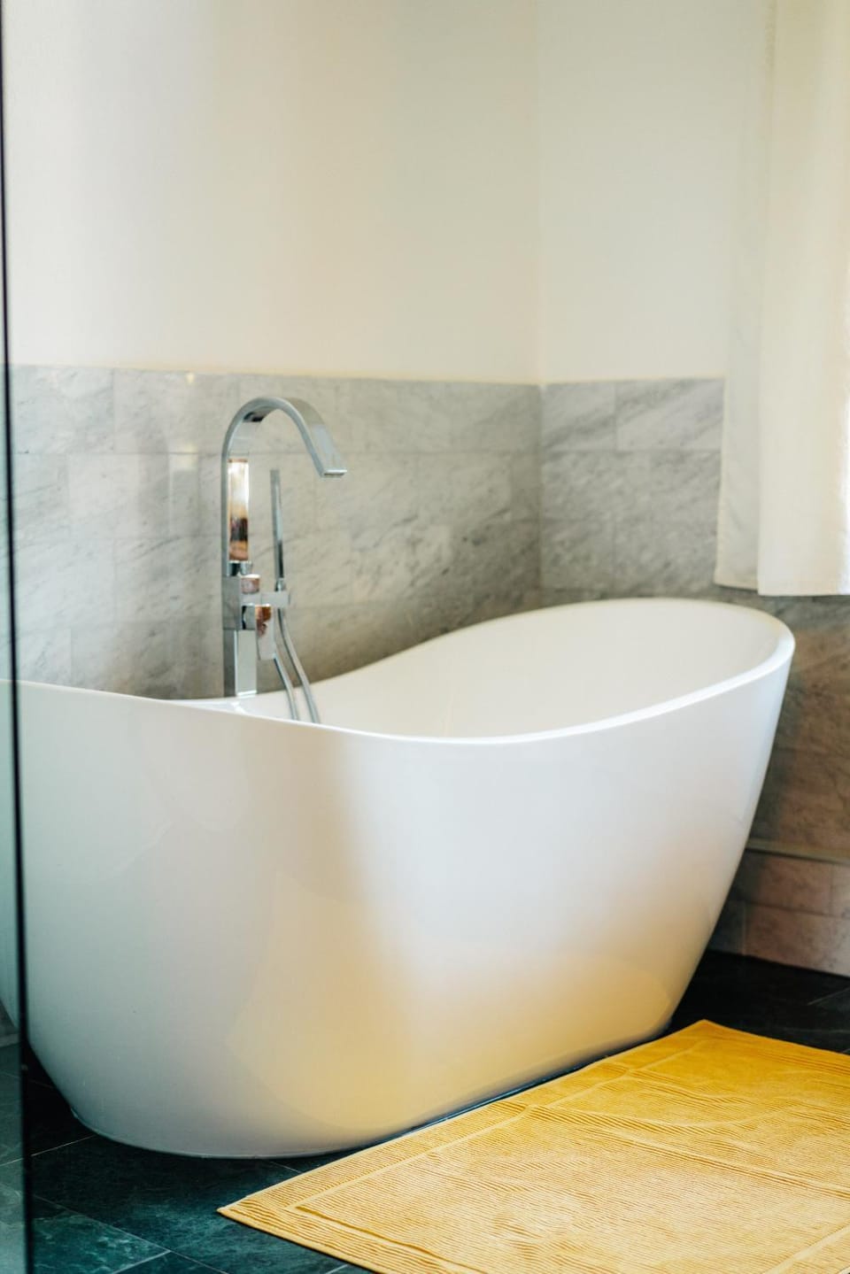 Bathroom, Bath
