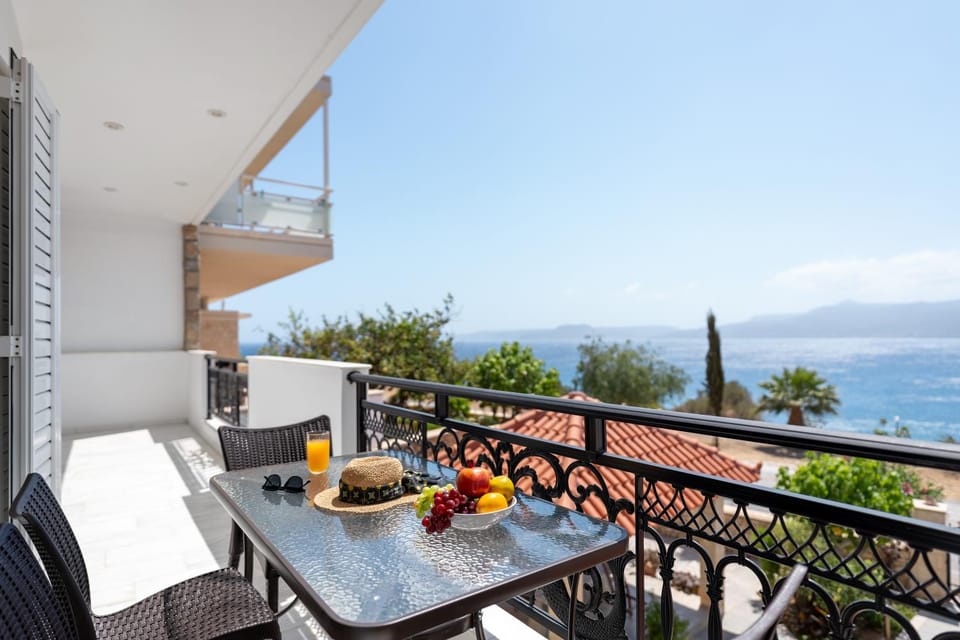 Balcony/Terrace, Balcony/Terrace