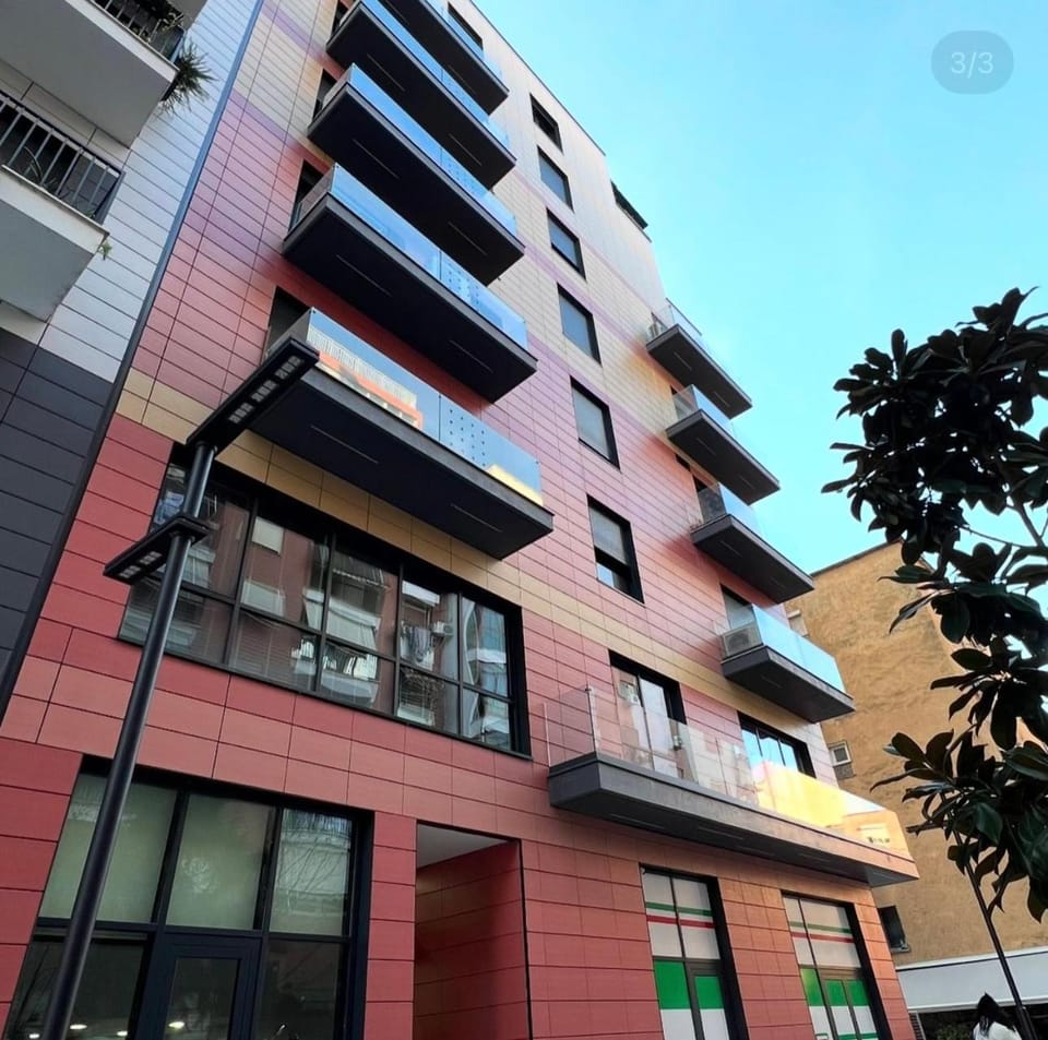 Property building, Facade/entrance