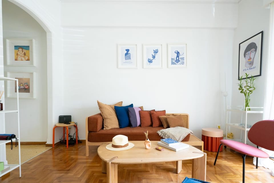 Living room, Seating area