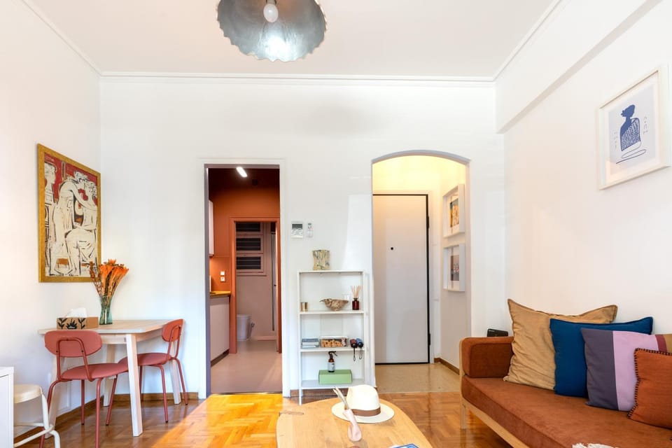Kitchen or kitchenette, Living room, Dining area, kitchen