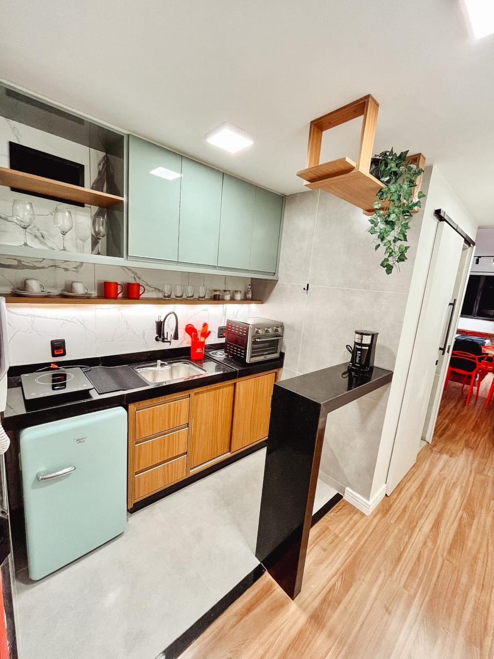 Coffee/tea facilities, Kitchen or kitchenette