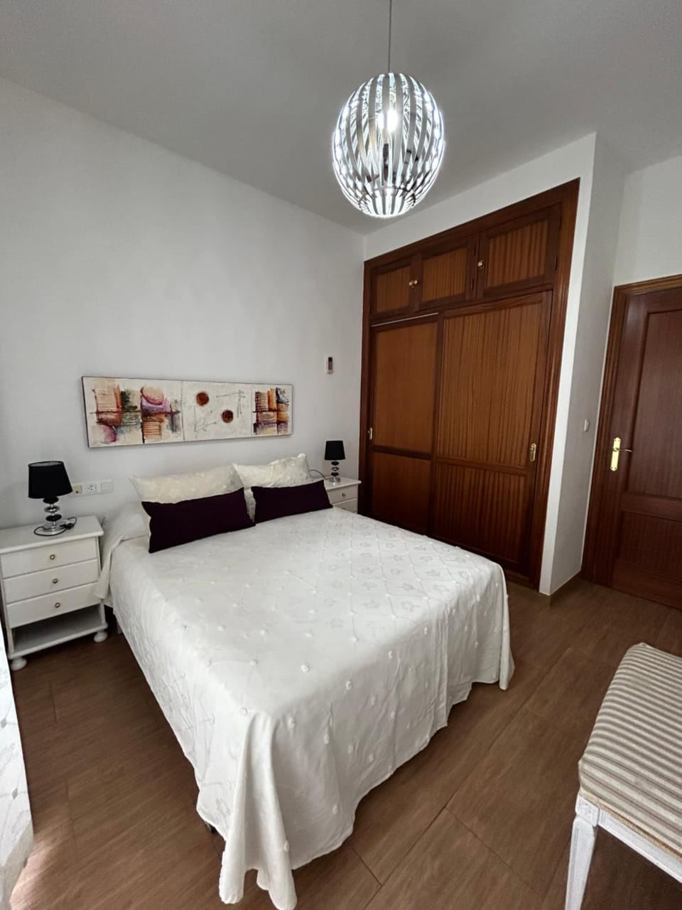 Bed, Photo of the whole room, Bedroom, wardrobe