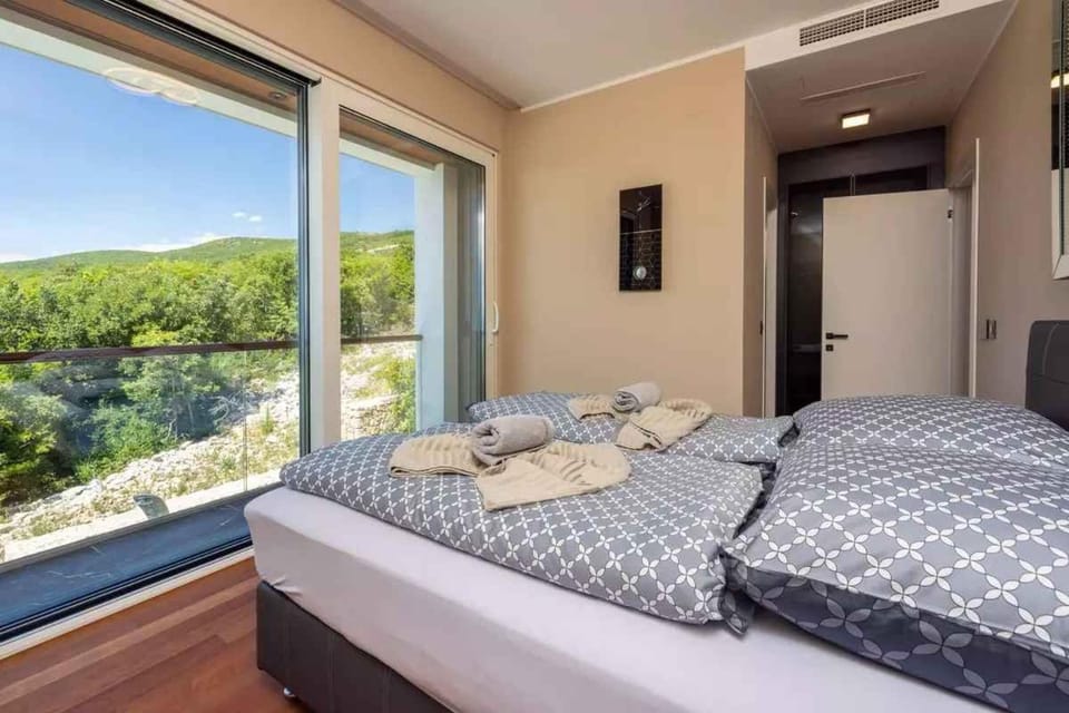 Natural landscape, Bedroom