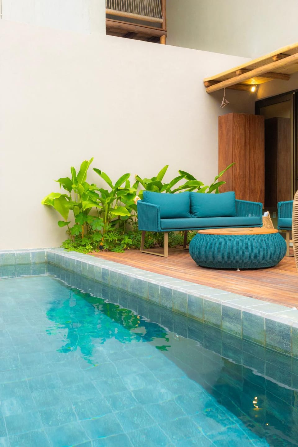 Pool view, Swimming pool