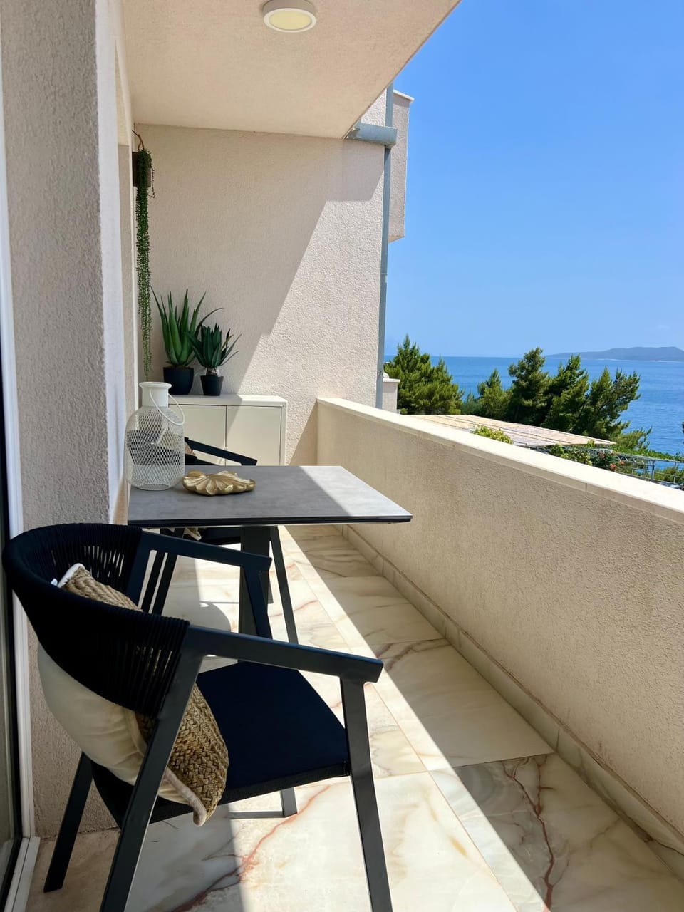 LIZA I Sea View Apartment in Split-Dalmatia County