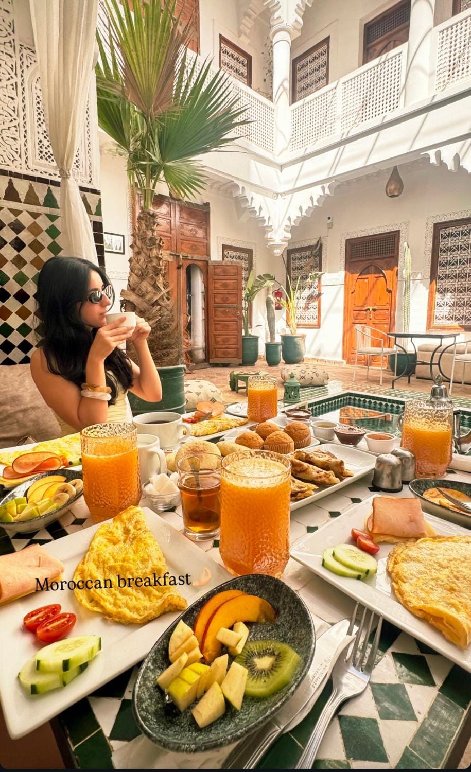 Property building, People, Breakfast, Continental breakfast
