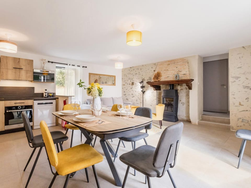 Ancien corps de ferme rénové avec jardin, terrasse et recharge EV, à 24 km de Nantes - FR-1-306-1282 House in Pays de la Loire