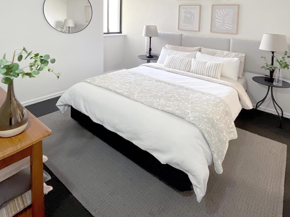 Bed, Bedroom