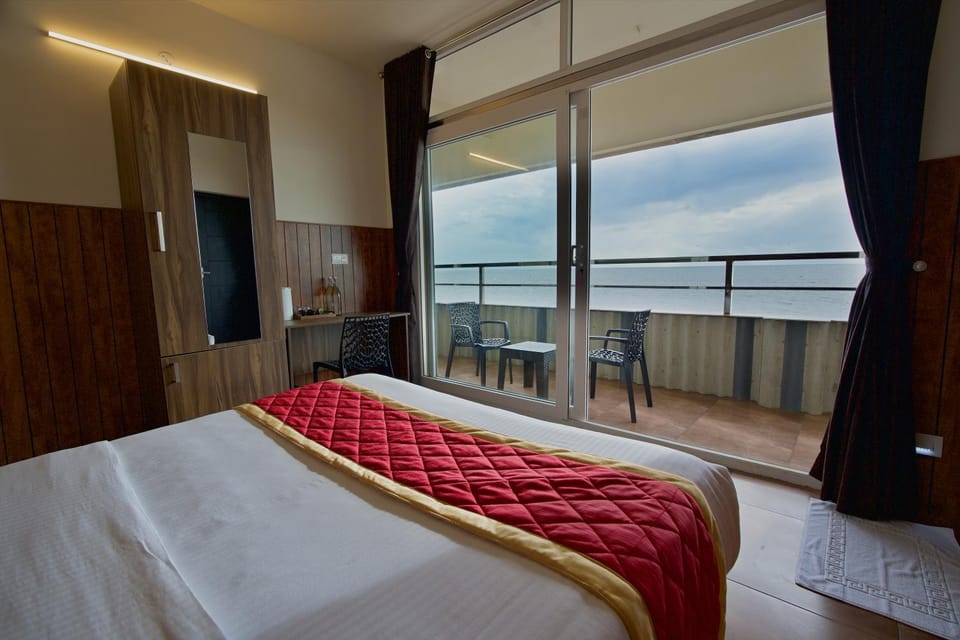 View (from property/room), Bedroom, Sea view