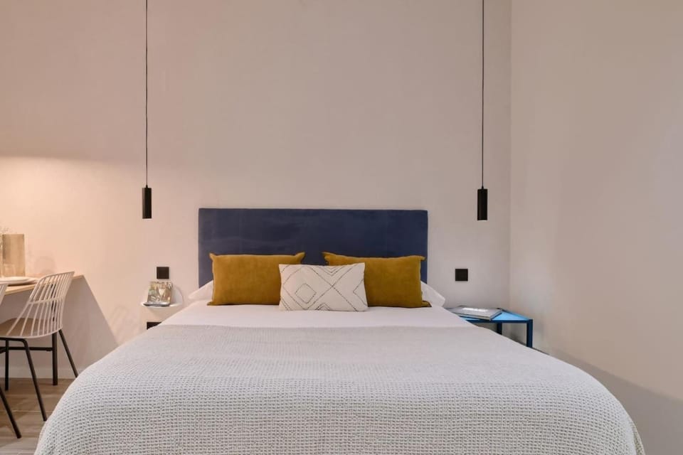 Bed, Bedroom
