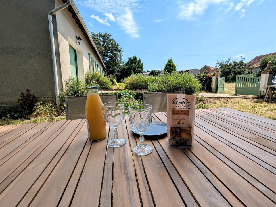 Maison plain-pied à la campagne avec jardin privatif, barbecue, proche Parc de la Brenne et Châteauroux - FR-1-591-599 House in Centre-Val de Loire