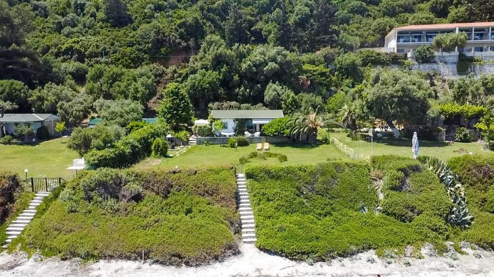 Property building, Spring, Day, Natural landscape, Bird's eye view, Garden, Garden view