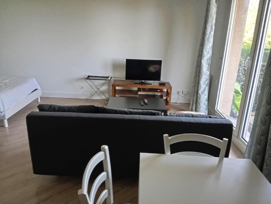 Charmant Appart - Vue Imprenable sur le Lac Léman Apartment in Haute-Savoie