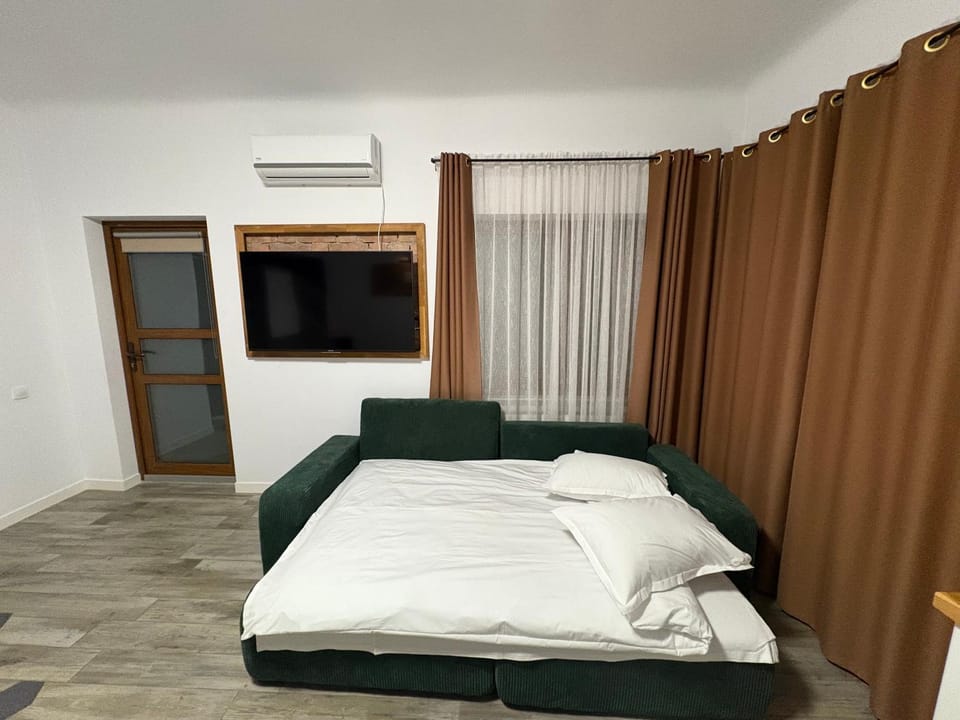 Airport Green Apartment in Cluj-Napoca