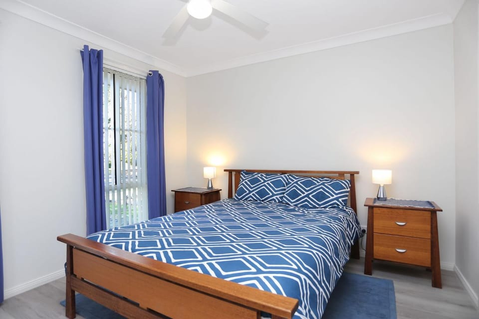 Villa Delfini Pet Friendly House in Hawks Nest
