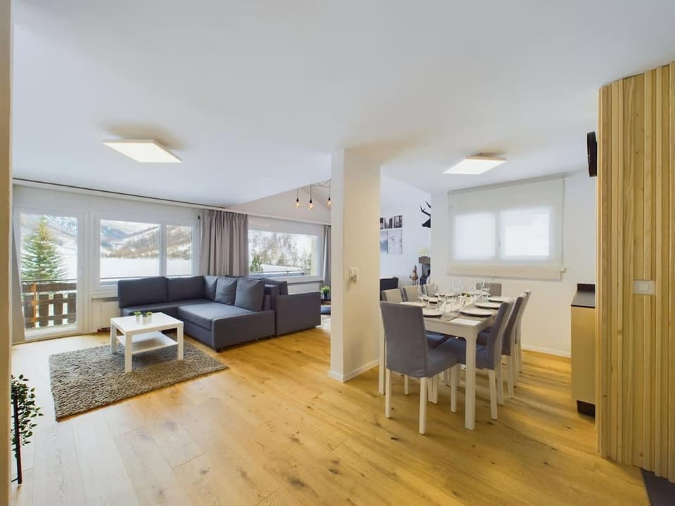 Mountain Majesty Apartment with Stunning Views Apartment in Canton of Valais