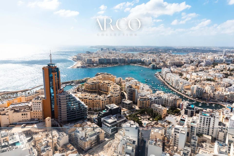 Mercury Tower Exclusive 1BR w Rooftop Pool by Arco Collection Apartment in Saint Julians
