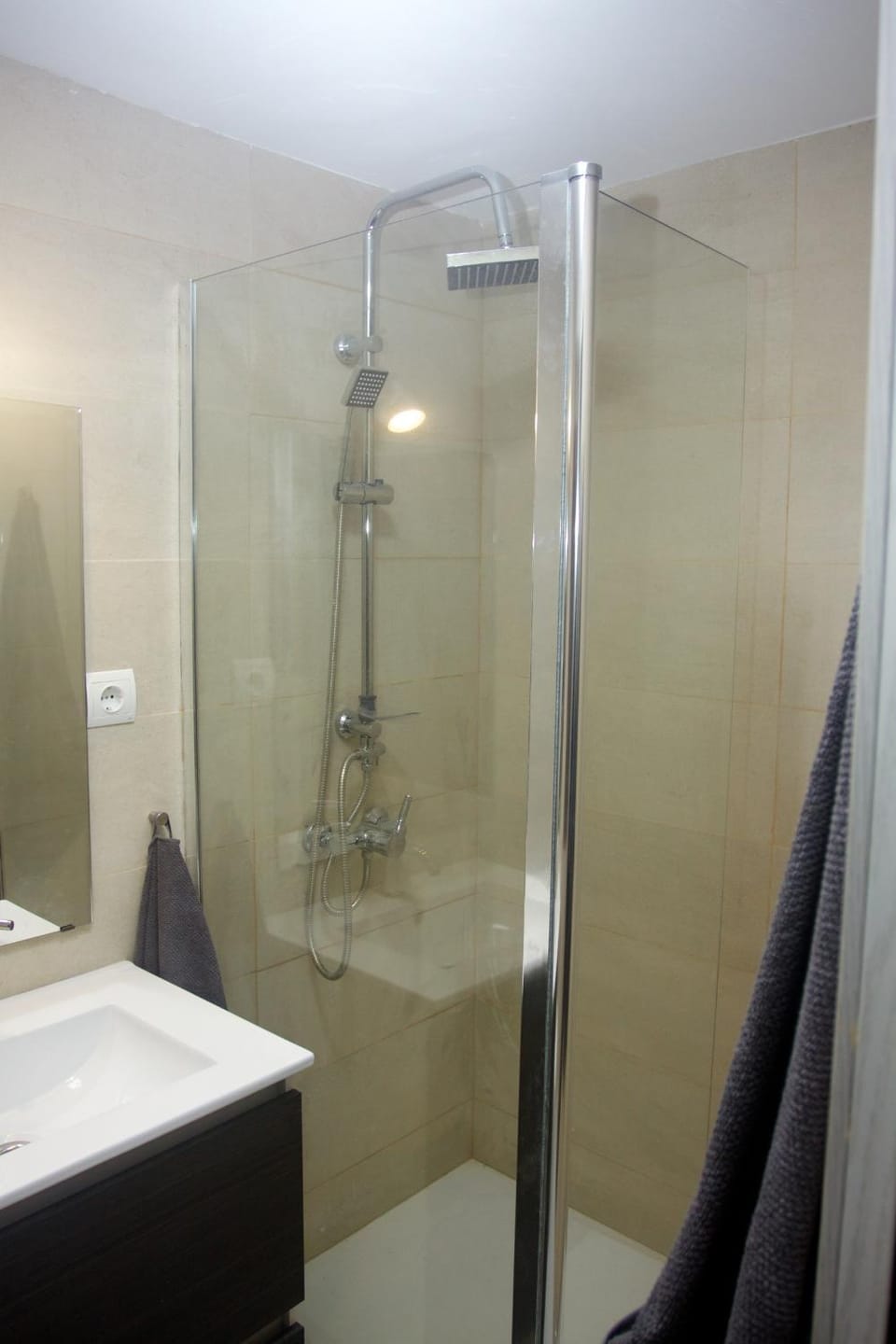 Loft bajo vivienda centro de Valencia-Carmen Apartment in Valencia