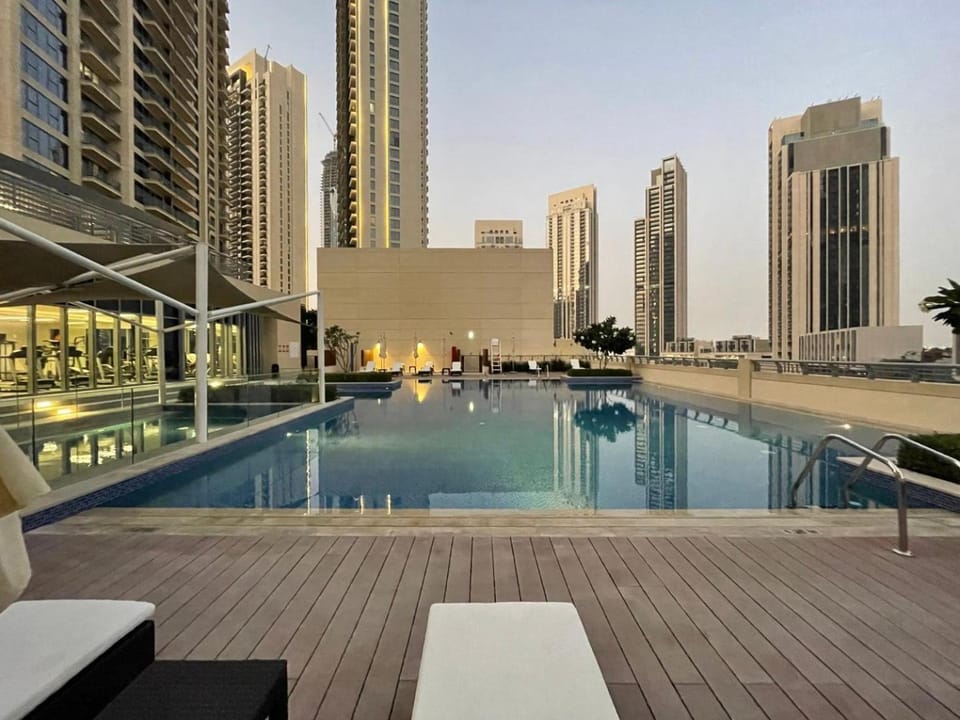 Property building, Swimming pool