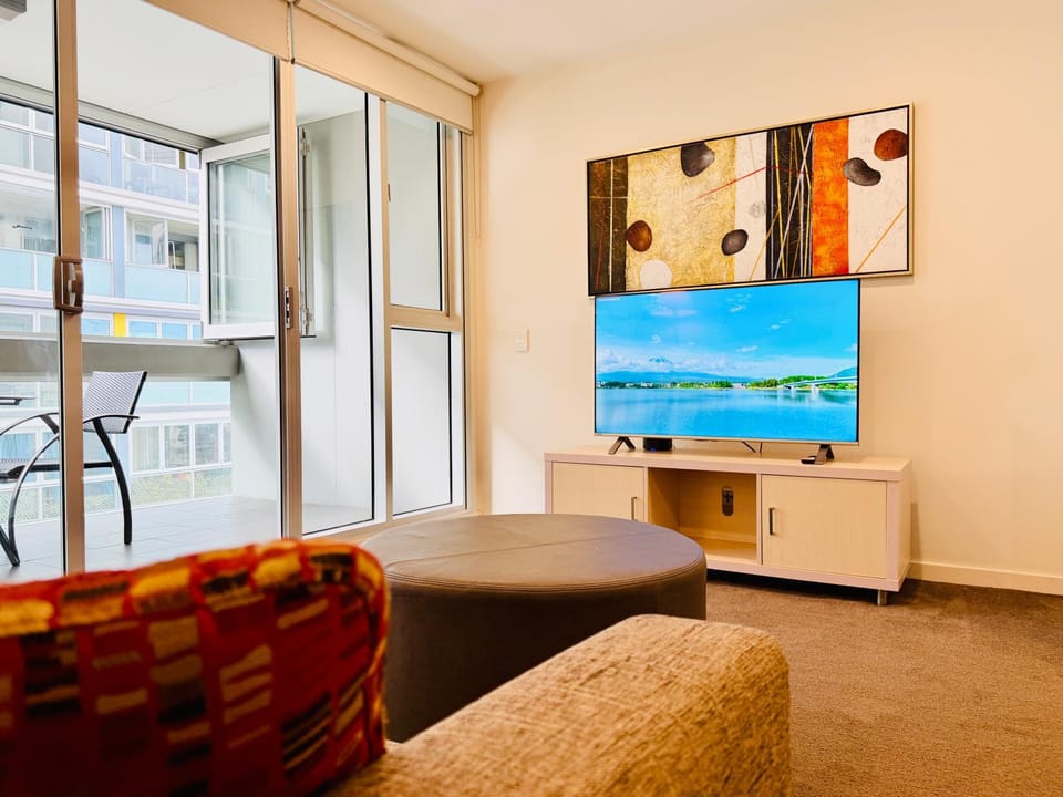 TV and multimedia, Balcony/Terrace, Living room