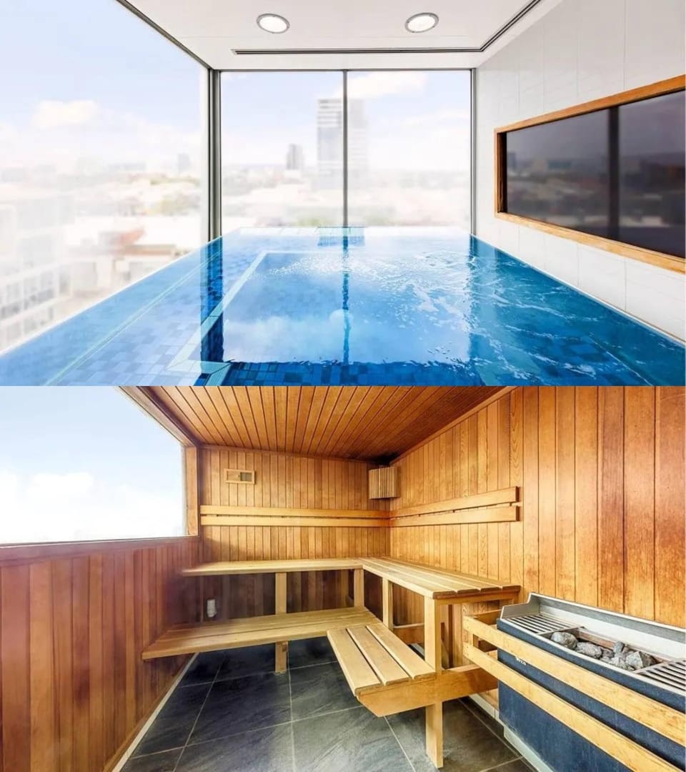 Sauna, Swimming pool