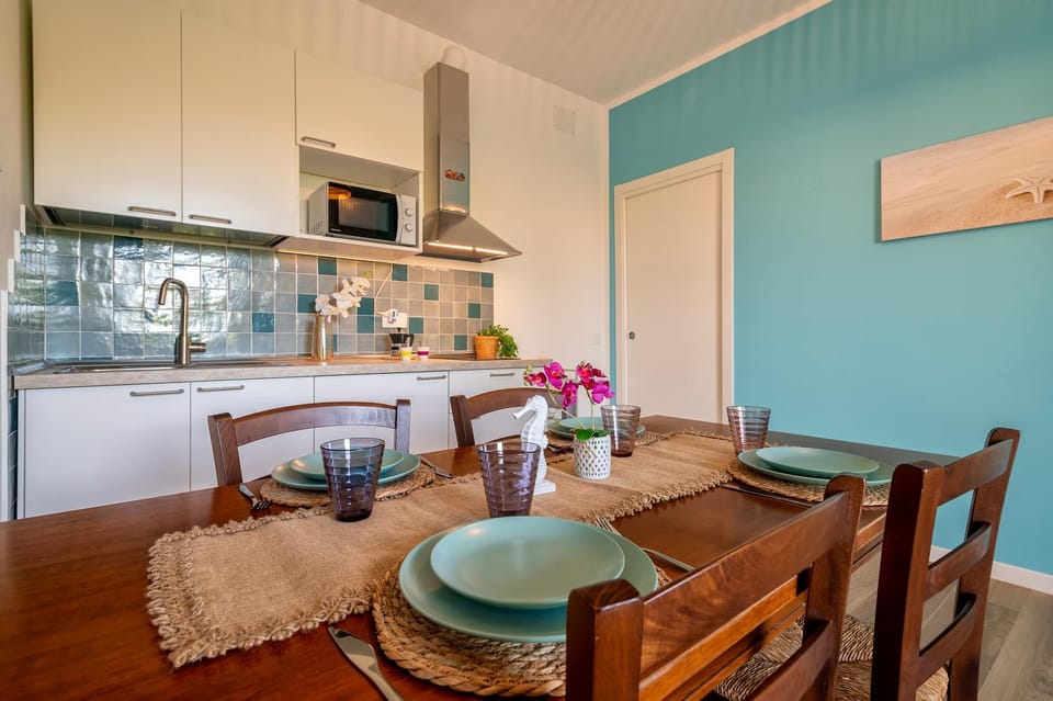 Kitchen or kitchenette, Living room, Dining area, stove