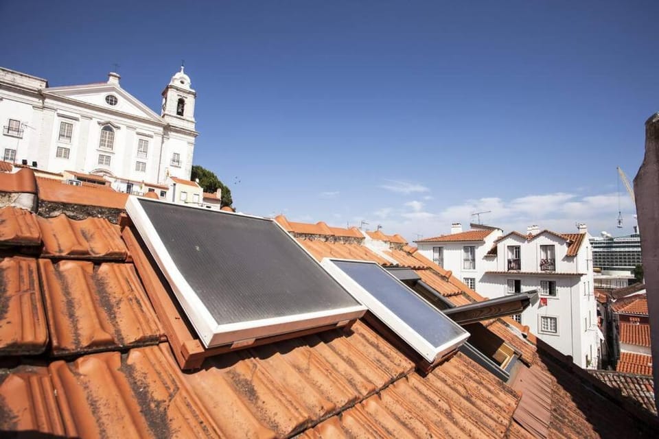 Alfama I, eco-penthouse with view & french balcony Apartment in Lisbon