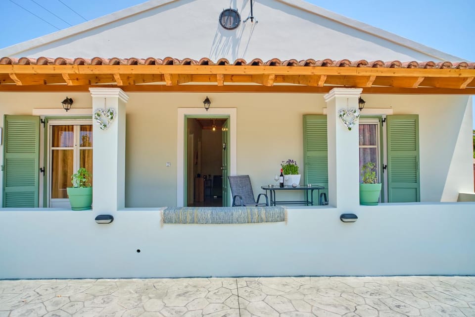 Property building, Balcony/Terrace