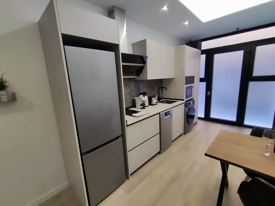 Kitchen or kitchenette, kitchen