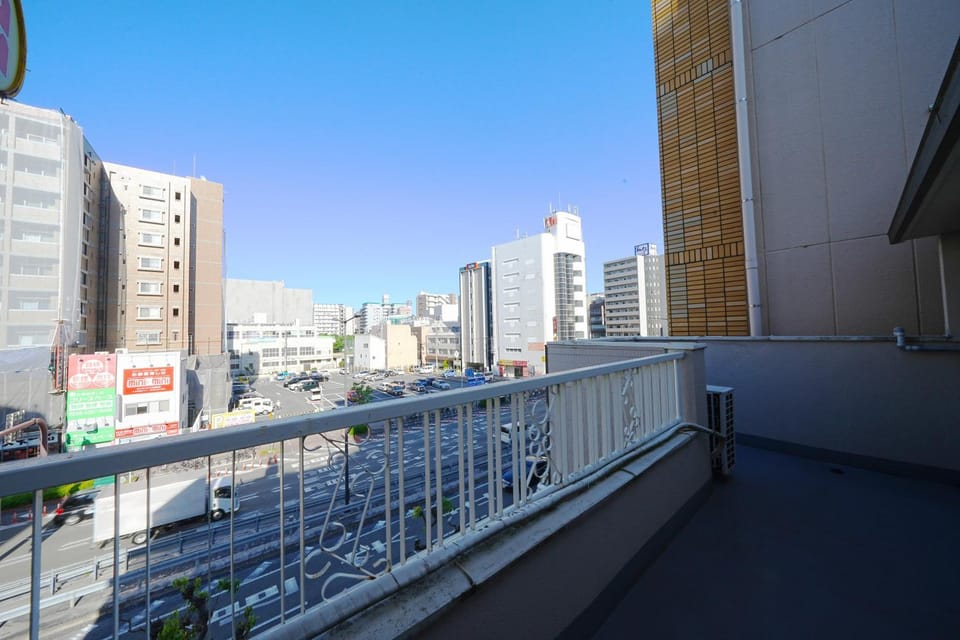 View (from property/room), Balcony/Terrace, City view
