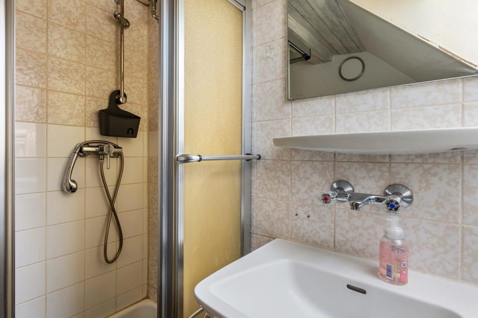 Bathroom, Living room