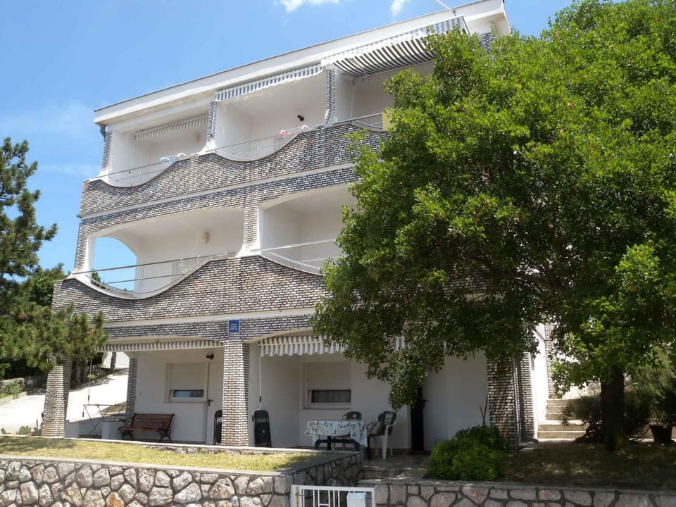 Property building, Summer