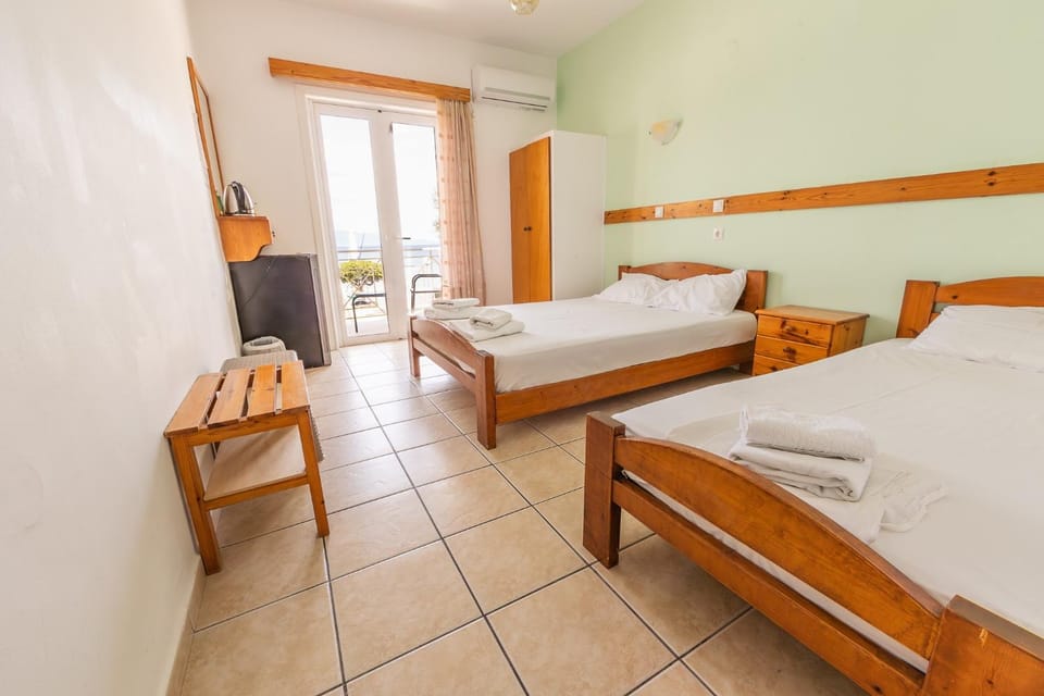 Property building, Living room, Bedroom