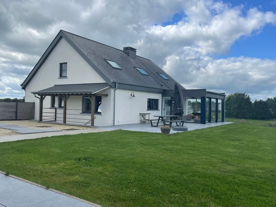 Property building, Garden view