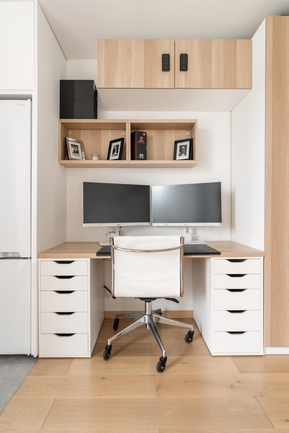 TV and multimedia, Kitchen or kitchenette, hair dresser