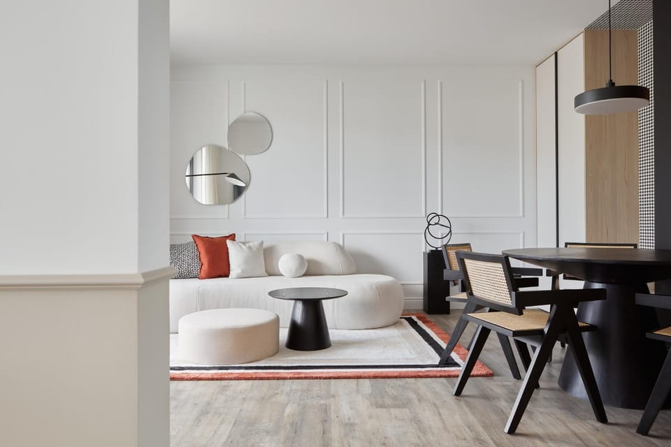 Living room, Seating area, Dining area