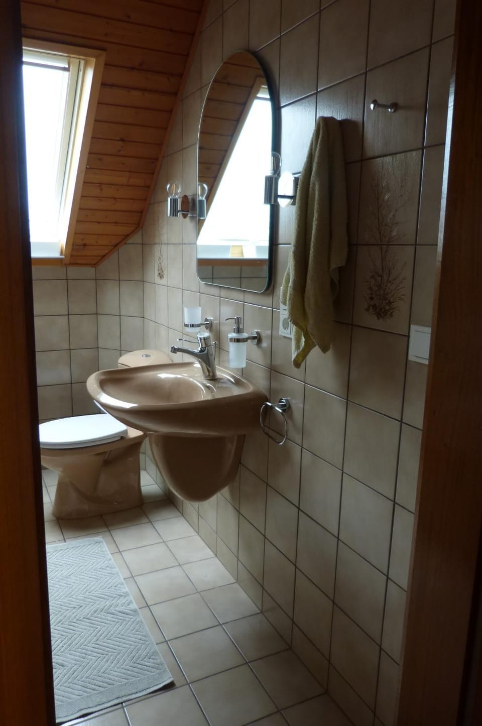 Shower, Toilet, Bathroom