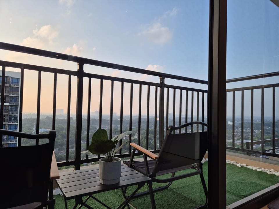 2 Rooms unit w Balcony & Spectacular view - 4 pax Apartment in Johor Bahru