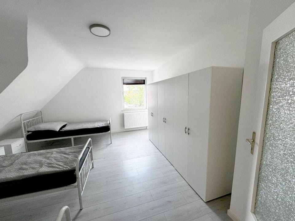 Bed, Photo of the whole room, Bedroom, wardrobe