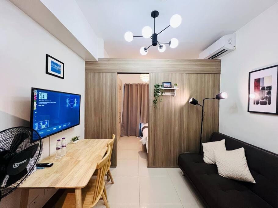 Citispace 1BR Condotel Suite at FAME Residences #FM19A Apartment in Mandaluyong