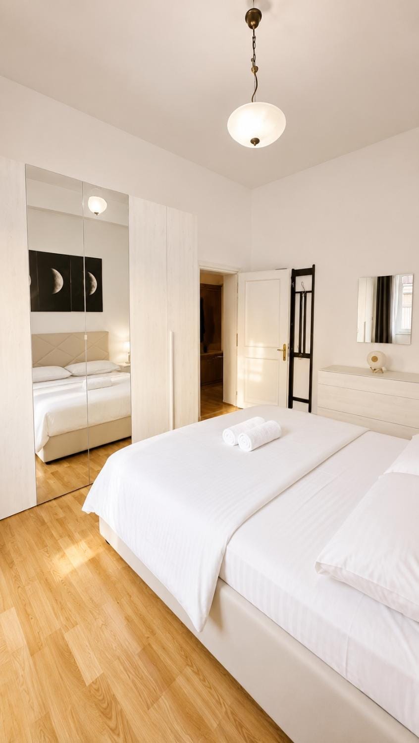 Bed, Photo of the whole room, Bedroom, wardrobe