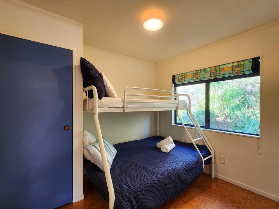 bunk bed