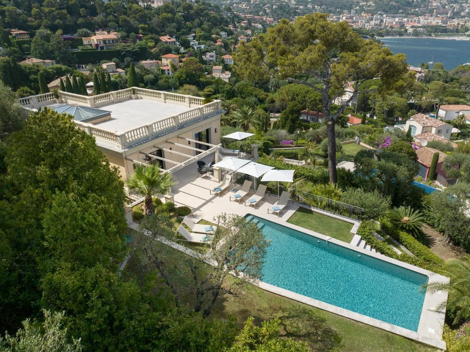 Natural landscape, Pool view, Sea view, Swimming pool, sunbed