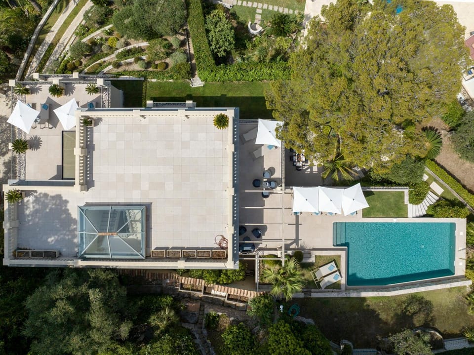 Property building, Bird's eye view, Pool view, Swimming pool