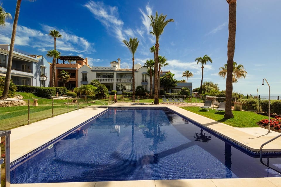Day, Garden view, Pool view, Sea view, Swimming pool, sunbed